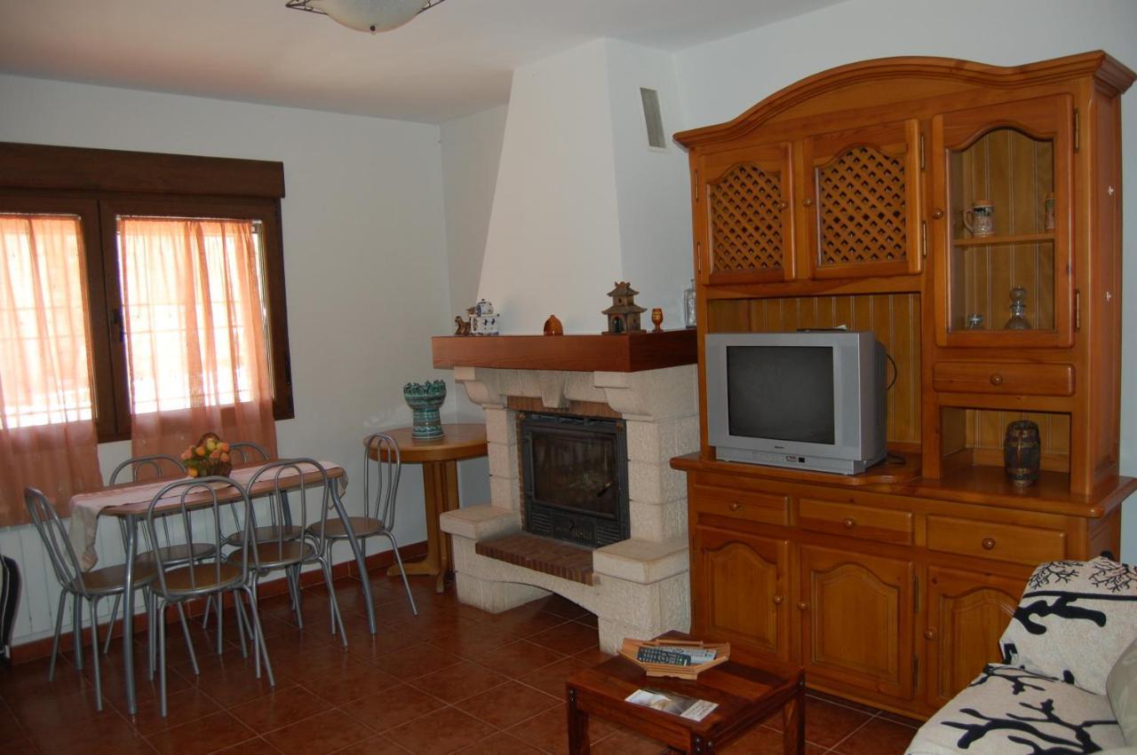 Casa Luna Lunera Ayllon Exterior photo